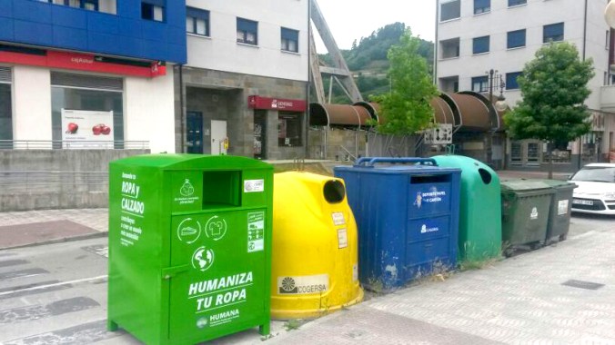 HUMANA_LANGREO_ROPA USADA