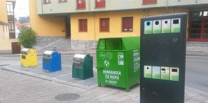 humana_contenedor-ropa_-llanes